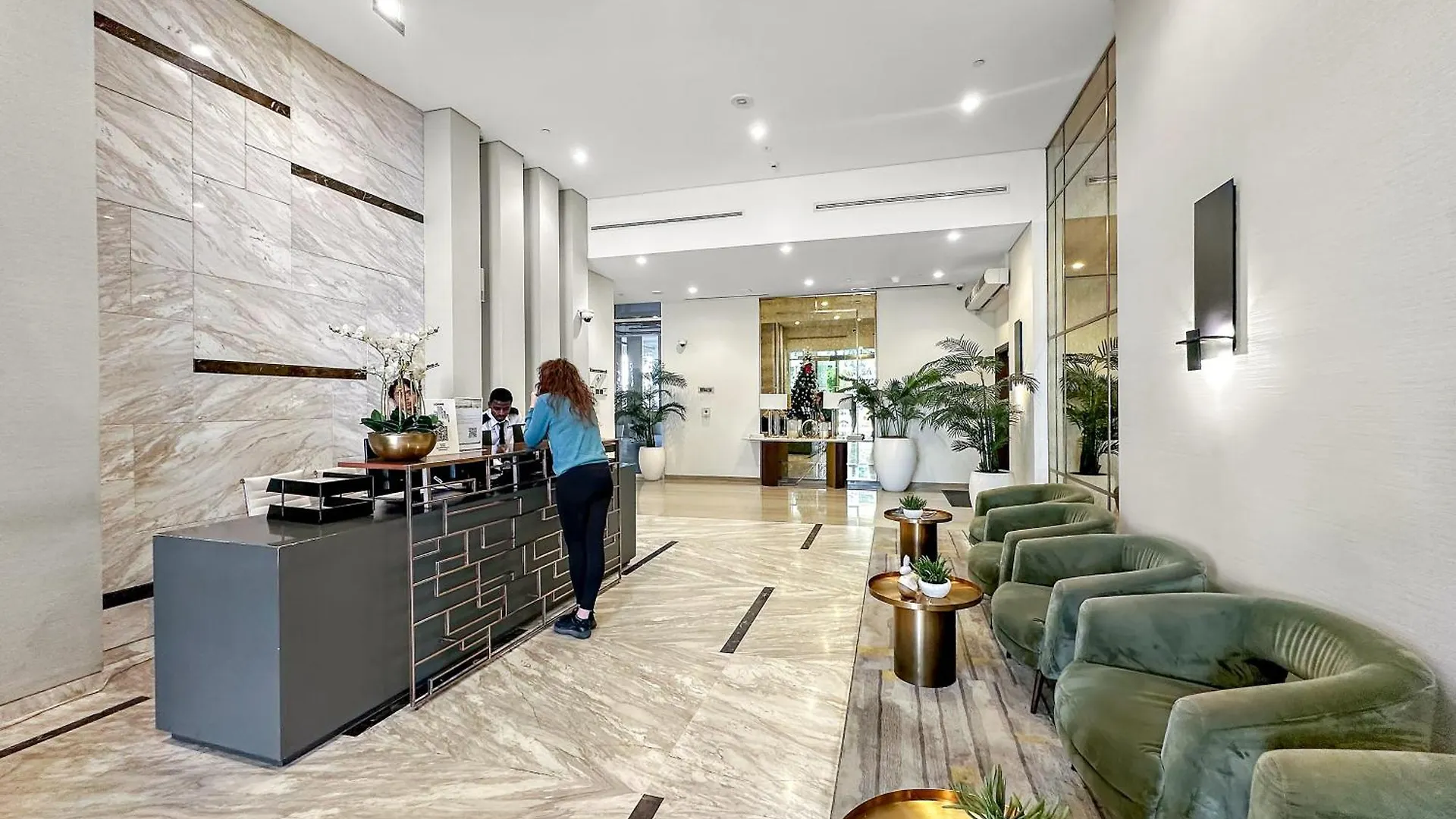Beautiful Canal View 1-Bedroom Apartment In The Heart Of Business Bay Dubai